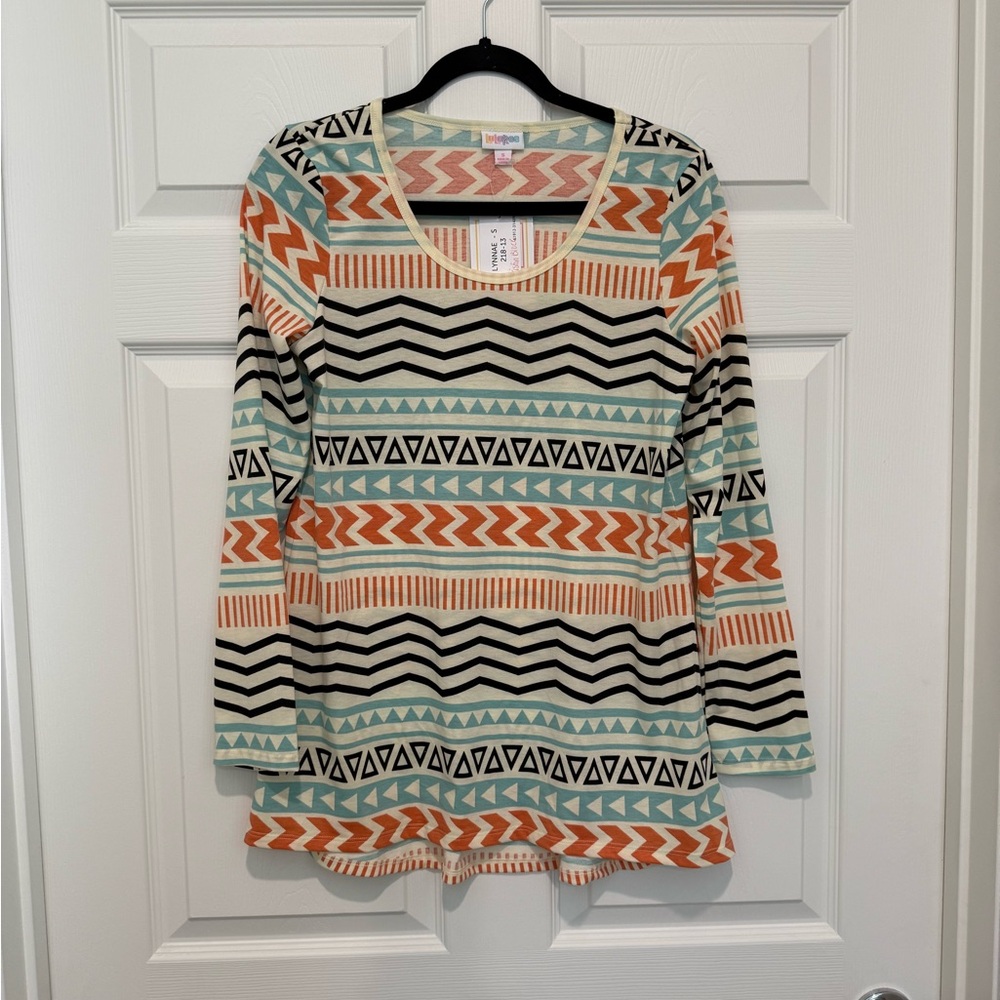 LuLaRoe Lynnae Aztec Multicolor Geometric Long Sleeve Top